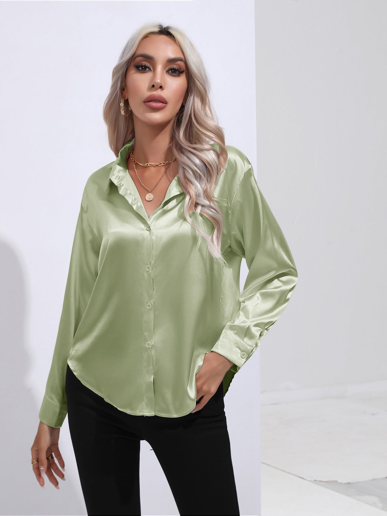 Blouse élégante en satin