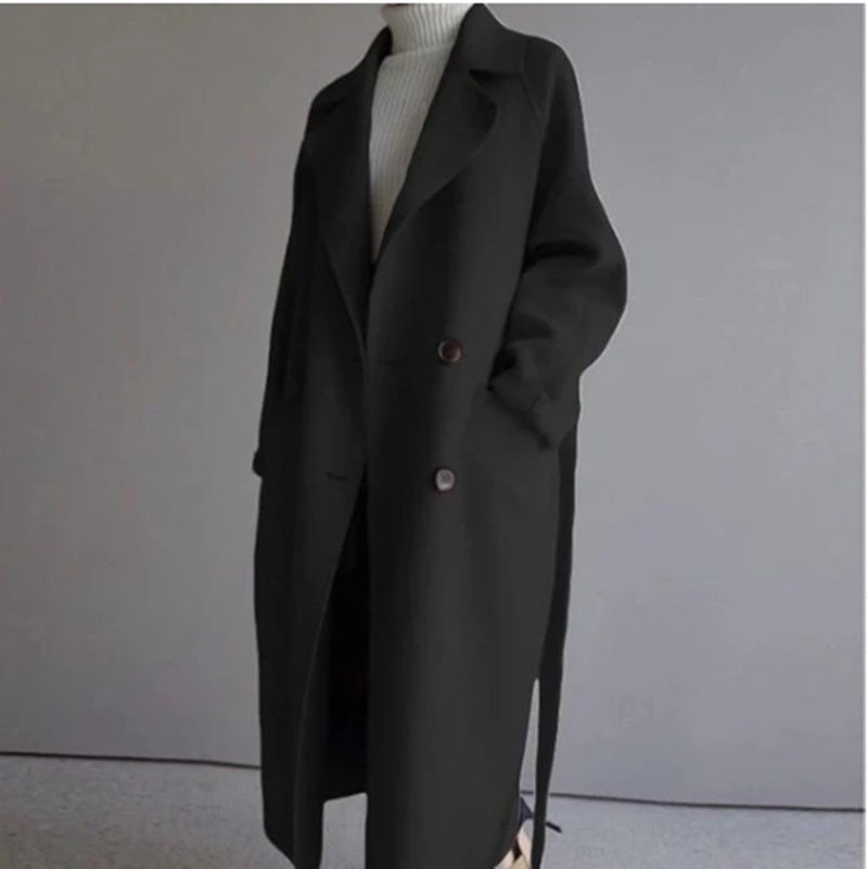 Manteau mi-long en laine assorti au dessus du genou