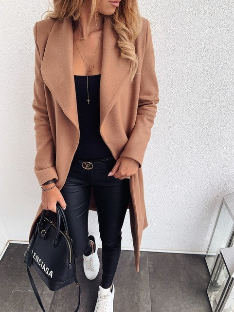 Manteau en laine pour femmes : chaud et simple