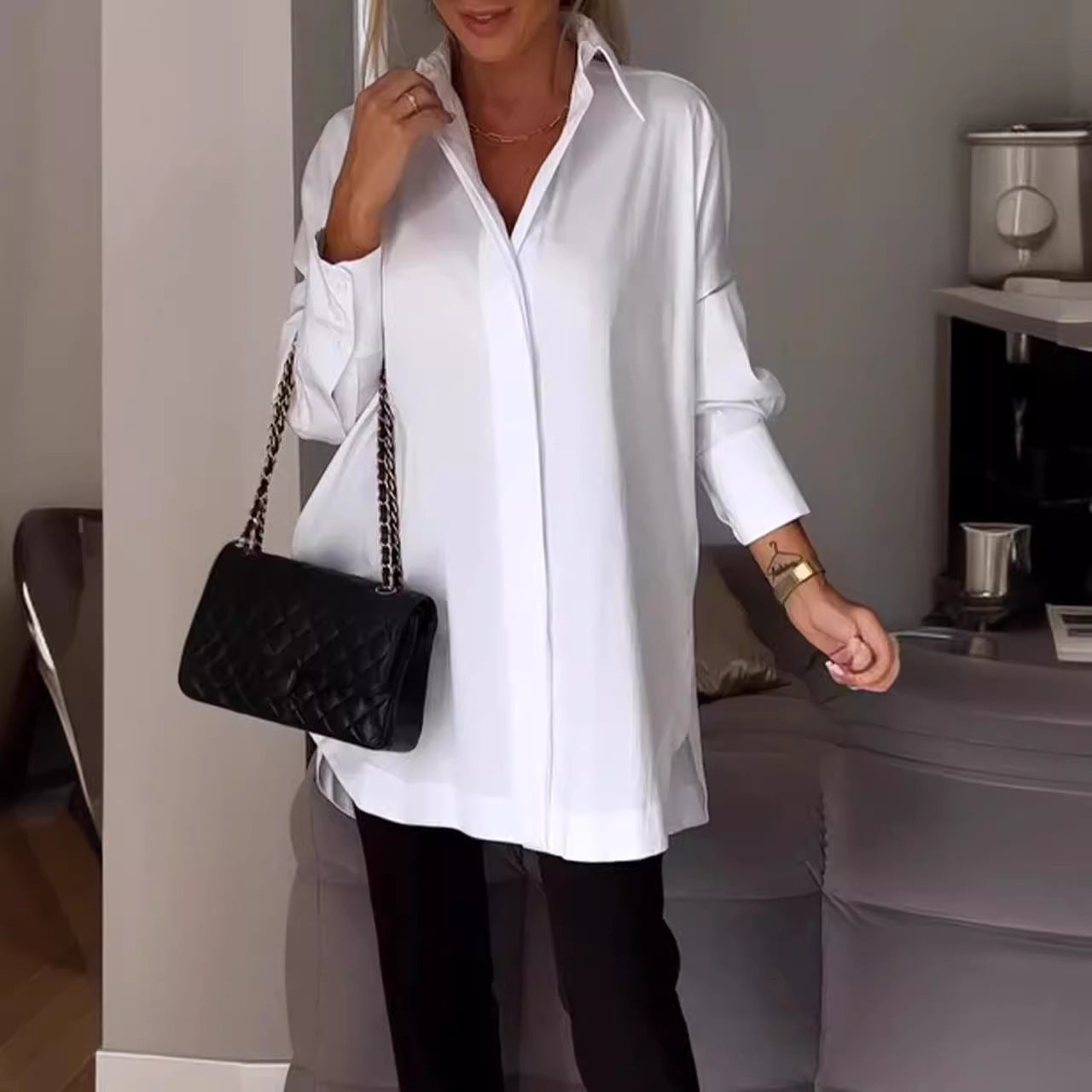 Chemise élégante avec ouverture à revers